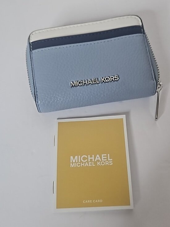 Michael Kors Handbags - Michael Kors Jet Set